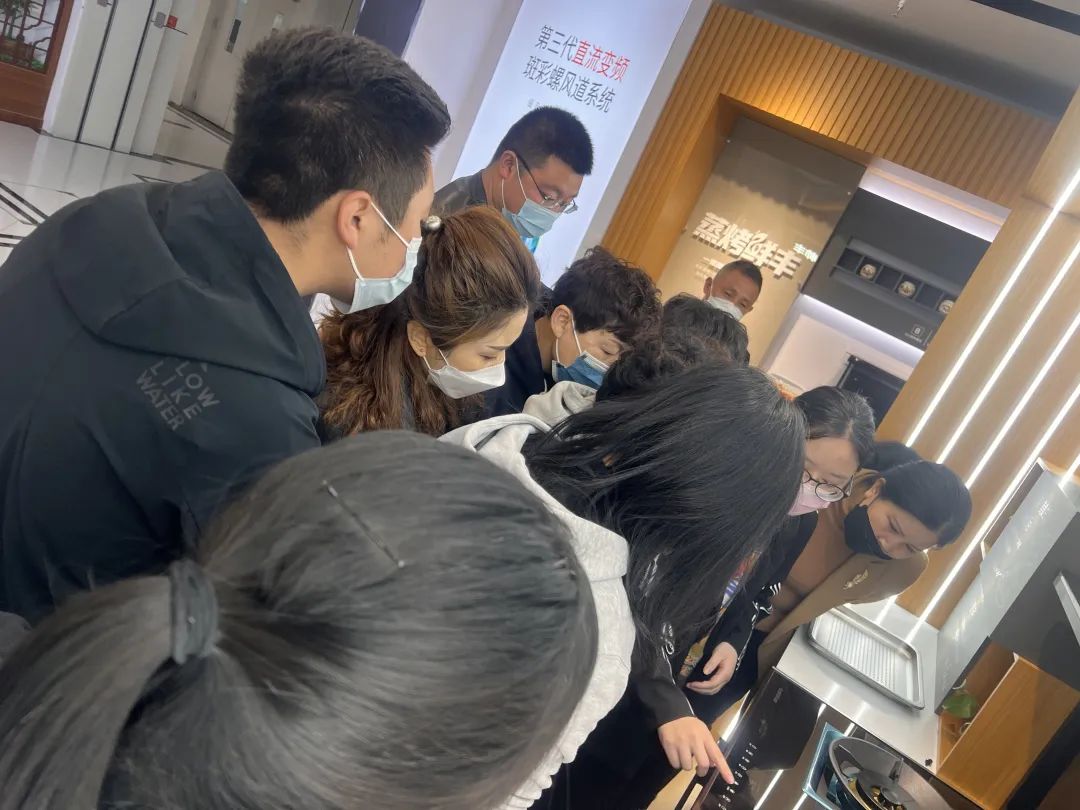 帥豐集成灶四月美食培訓(xùn)活動(dòng) 賦能終端銷(xiāo)售新動(dòng)能 帥豐集成灶四月美食培訓(xùn)活動(dòng) 賦能終端銷(xiāo)售新動(dòng)能