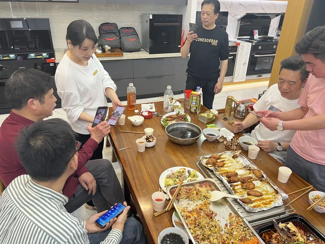 集成灶10大品牌帥豐電器美食夜宴&產(chǎn)品心動體驗(yàn)活動圓滿完成 